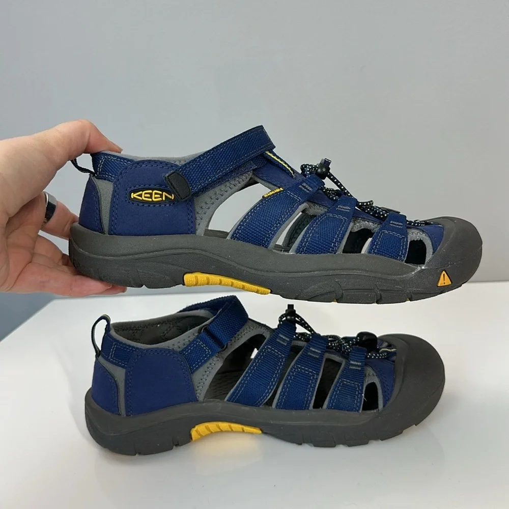 Keen Newport H2 Waterproof Hiking Sandals Size 7